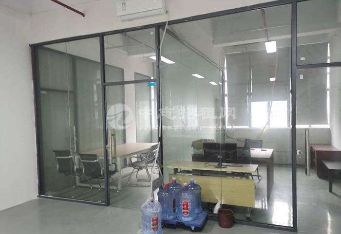 辦公室建在廠房的什么位置