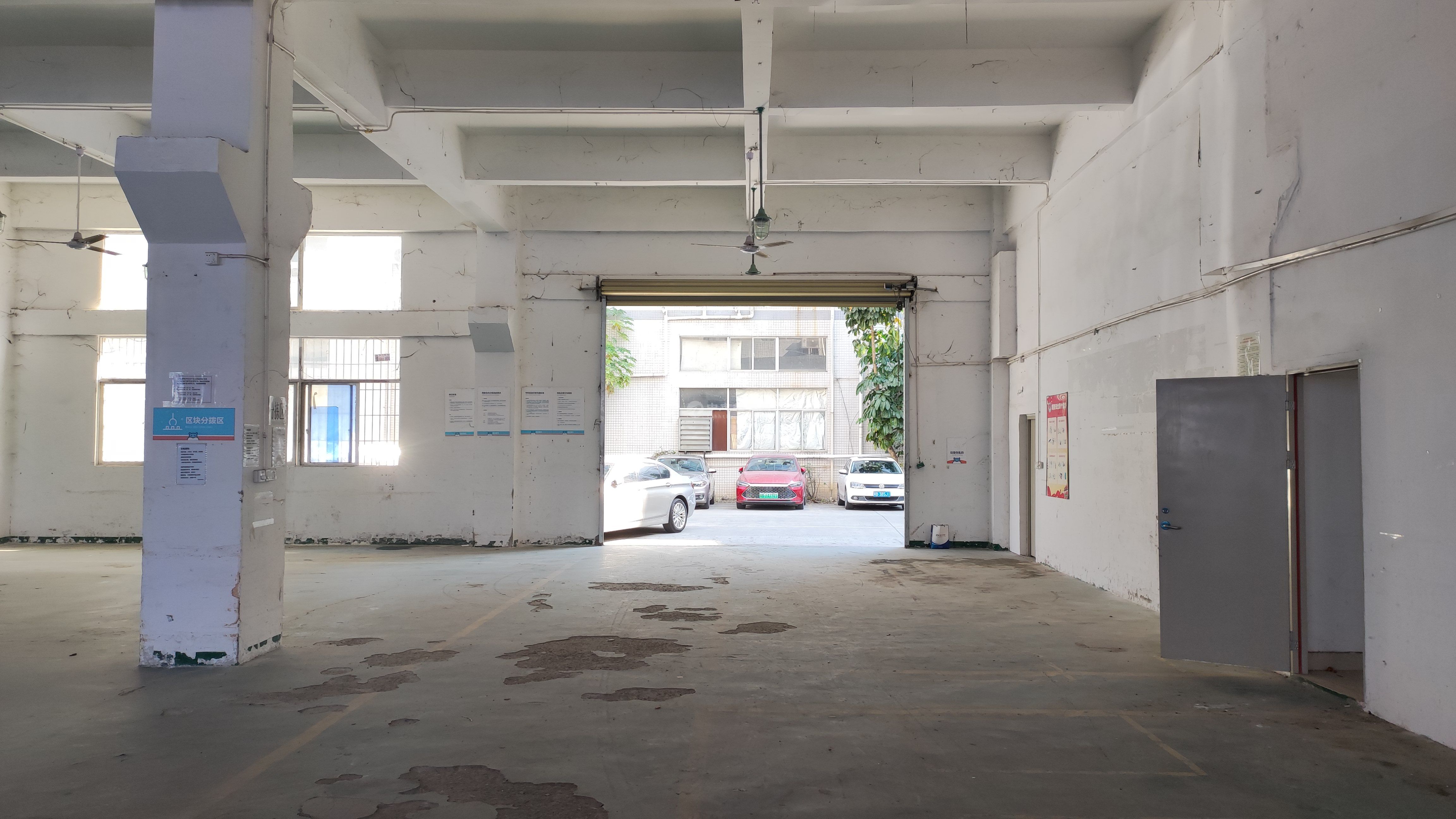 公明樓村860平方實際面積一樓廠房招租